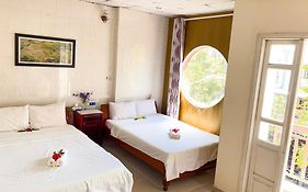 Lucky Hoi An Hotel
